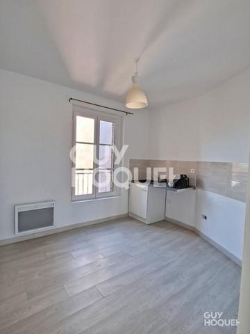 Bernay, dans un immeuble