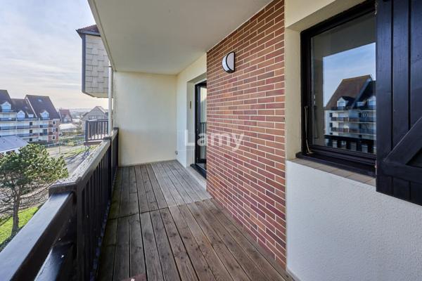 Appartement 2 pièces, balcon, vue mer