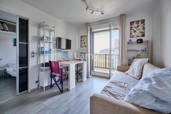 Appartement 2 pièces, balcon, vue mer