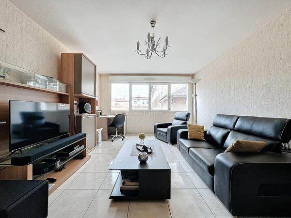 Millau (12100) APPARTEMENT F2 DE 52 M² AVEC GARAGE ET ASCENSEUR DANS RÉSIDENCE DE STANDING