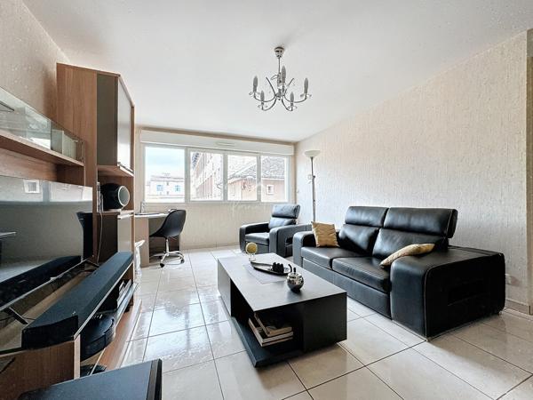 Millau (12100) APPARTEMENT F2 DE 52 M² AVEC GARAGE ET ASCENSEUR DANS RÉSIDENCE DE STANDING