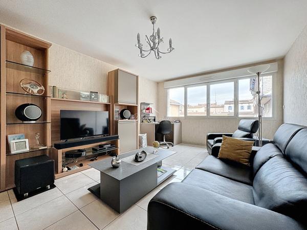 Millau (12100) APPARTEMENT F2 DE 52 M² AVEC GARAGE ET ASCENSEUR DANS RÉSIDENCE DE STANDING