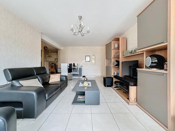 Millau (12100) APPARTEMENT F2 DE 52 M² AVEC GARAGE ET ASCENSEUR DANS RÉSIDENCE DE STANDING