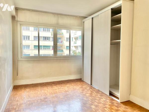 APPARTEMENT DE 3 PIECES EN ETAGE AVEC BALCON SUR JARDIN