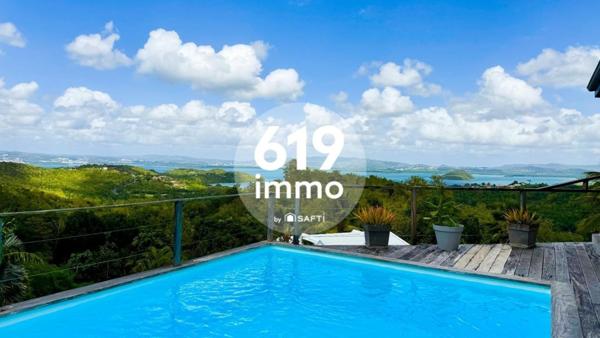 Vue incroyable sur les hauteurs de l'Anse à L'ane