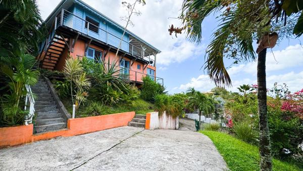 Vue incroyable sur les hauteurs de l'Anse à L'ane