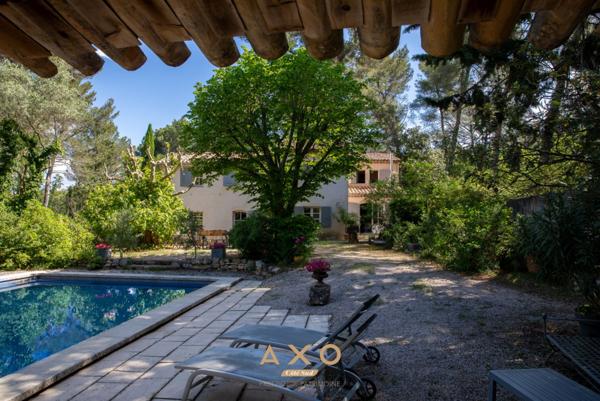 MONTAIGUET - BASTIDE PROVENÇALE  142M² - PISCINE  POOL HOUSE - DÉPENDANCE  PARC 8000M² - 1 120 000