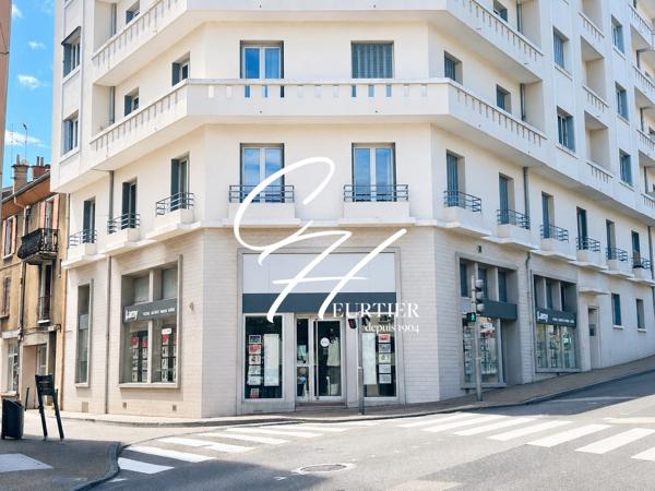 VOIRON - LOCAL COMMERCIAL - CENTRE