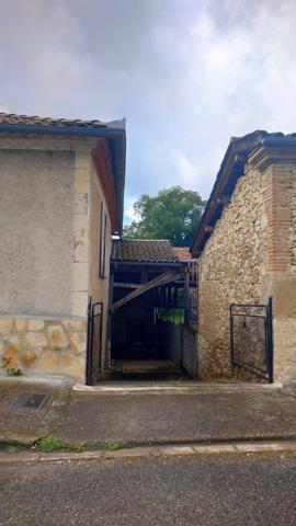 Maison de village avec dépendance FAGET ABBATIAL (32)