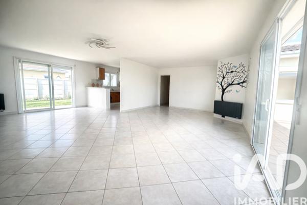 Maison à vendre 4 pièces 125 m² Izon