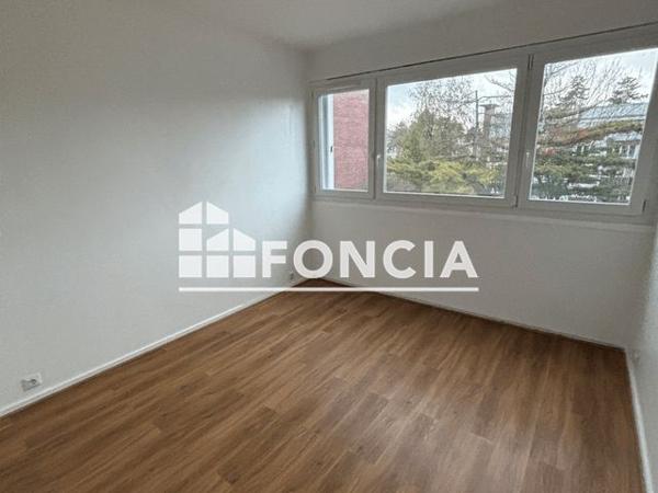 Location Appartement 4 pièces 73.41 m² - 25 RUE DES FOSSETTES Domont 95330