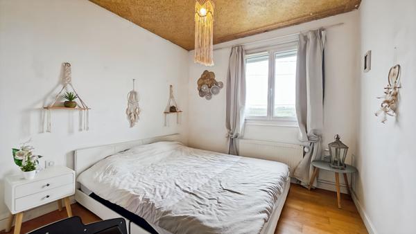Maison sur sous-sol total!