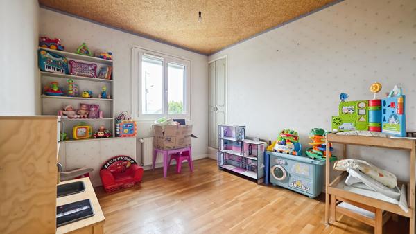 Maison sur sous-sol total!