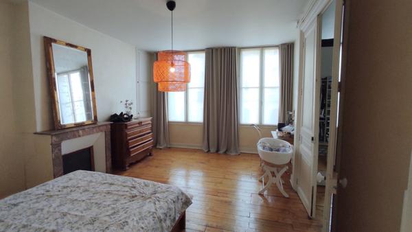 CENTRE CHATELLERAULT - MAISON DE VILLE