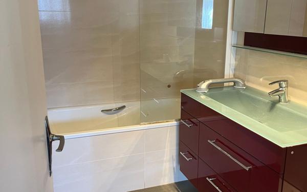 Appartement à vendre    4 pièces • 89,33 m2 Paris 20