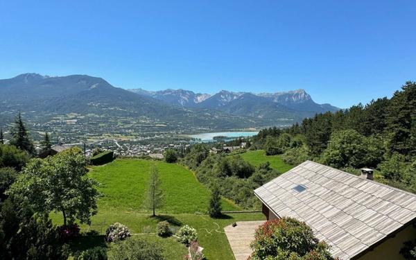 Appartement à vendre    4 pièces • 96,71 m2 Embrun