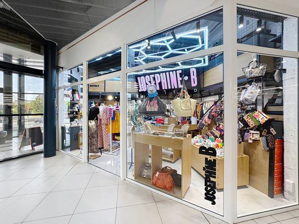 Ghisonaccia (20240) Fonds de commerce à vendre - Centre commercial Ghisonaccia - 148 000€