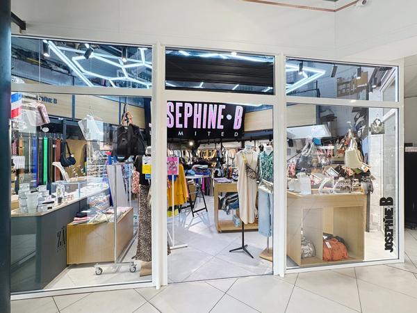 Ghisonaccia (20240) Fonds de commerce à vendre - Centre commercial Ghisonaccia - 148 000€