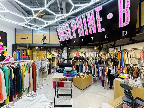 Ghisonaccia (20240) Fonds de commerce à vendre - Centre commercial Ghisonaccia - 148 000€