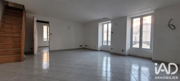 Immeuble à vendre 291 m² Cognac