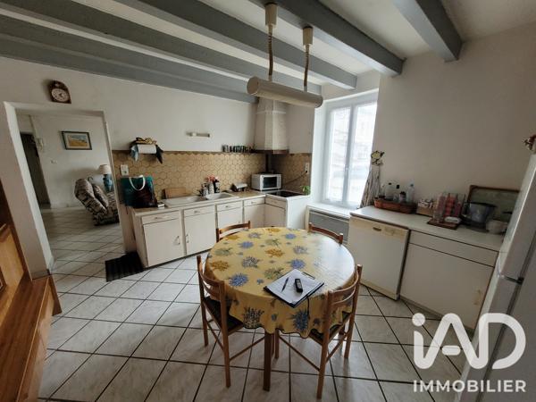 Immeuble à vendre 291 m² Cognac