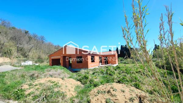 Maison idéalement placée dans un écrin de nature