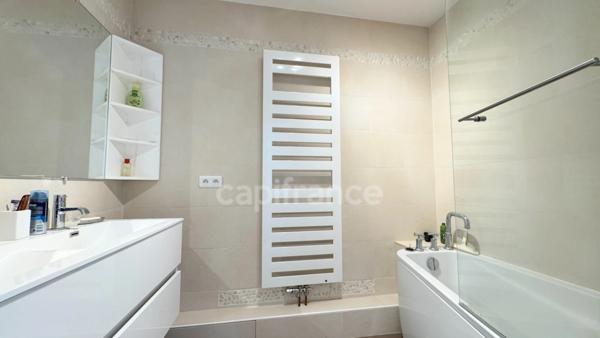 Versailles Clagny-Glatigny – Superbe Appartement Familial lumineux de 110 m² au Dernier Étage