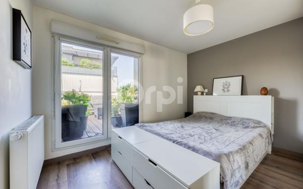 Appartement à vendre    4 pièces • 81 m2 Lognes