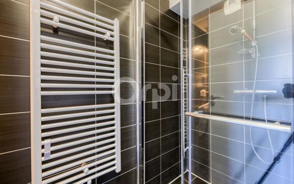 Appartement à vendre    4 pièces • 81 m2 Lognes