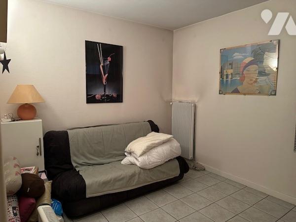 Appartement à Vendre à Villiers-le-Bel (95400) en Val-d'Oise (95), 5 pièces dont 3 chambres,