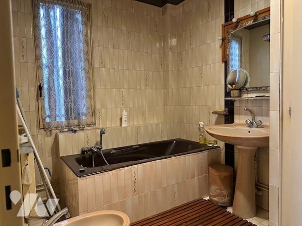 Appartement à Vendre à Villiers-le-Bel (95400) en Val-d'Oise (95), 5 pièces dont 3 chambres,