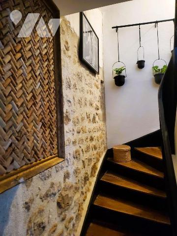 Rare à Chauvigny, maison de ville non mitoyenne offrant tous les avantages d'une maison familia...