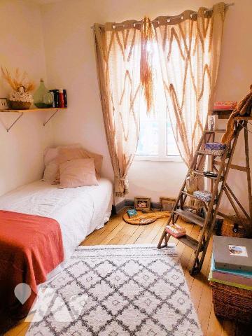 Rare à Chauvigny, maison de ville non mitoyenne offrant tous les avantages d'une maison familia...