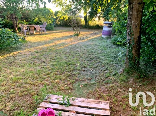 Maison 4 pièces de 79 m² à Saint-Médard-de-Guizières (33230)