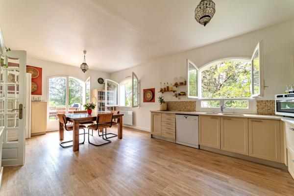 Vente Maison de luxe Montpellier 6 Pièces 230 m²