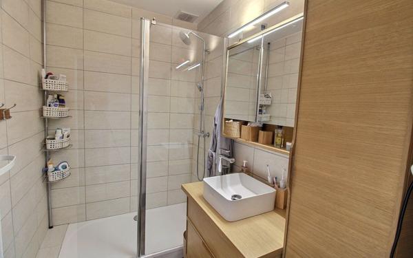 Appartement à vendre    4 pièces • 86,80 m2 Marseille 13