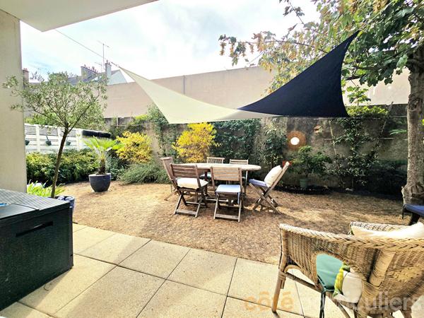 Vente
                Appartement99,32 m² - 4 Pièces -
                    TOURS (37000)