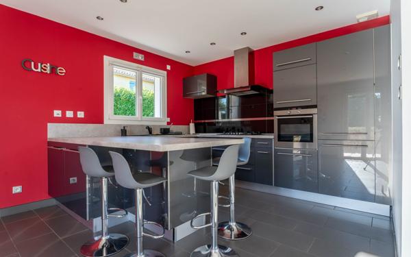 Maison à vendre    5 pièces • 122,97 m2 Lozanne