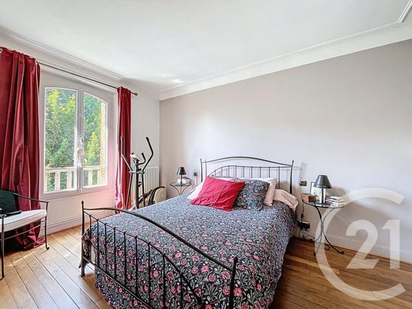 Maison à vendre  7 pièces - 203 m2 PONTAULT COMBAULT - 77