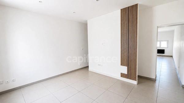 Maison rénovée de 66 m² avec jardin et terrasse – Denain – 77 000 € FAI