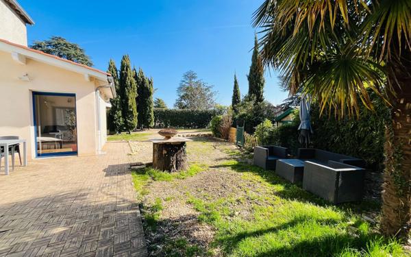 Appartement à vendre    5 pièces • 117,97 m2 Écully