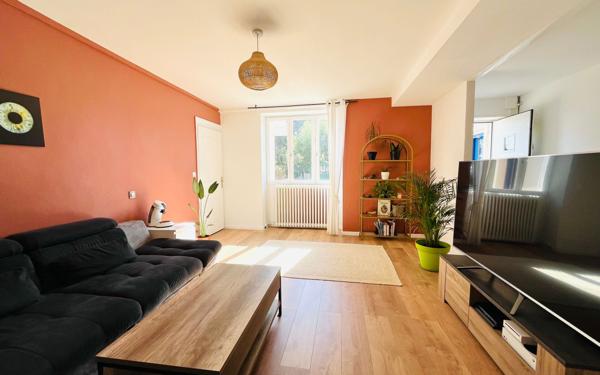 Appartement à vendre    5 pièces • 117,97 m2 Écully