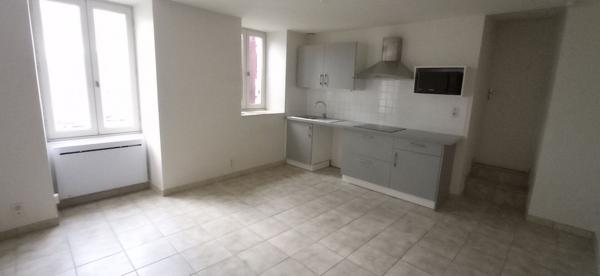 LOCATION STUDIO CENTRE VILLE MONTLUCON Montlucon