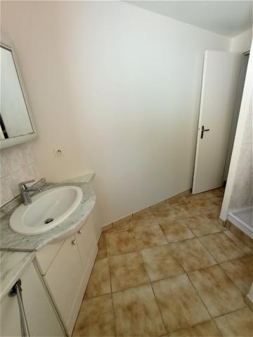 LOCATION STUDIO CENTRE VILLE MONTLUCON Montlucon