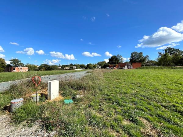 Magnifique lotissement entouré d' arbres