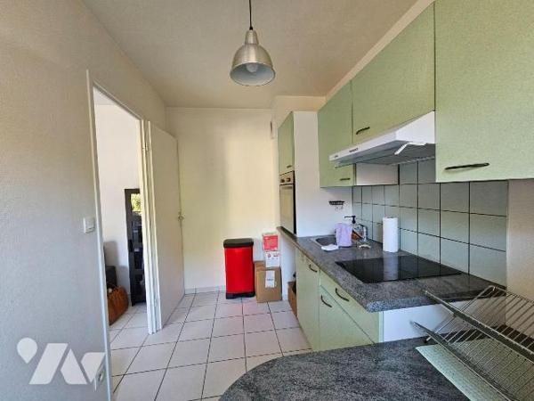A VENDRE - ROUEN - ACCÈS IMMÉDIAT TEOR

Dans un immeuble comprenant 3 étages sans ascenseur, ...