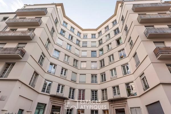Ancien rénové à deux pas du métro