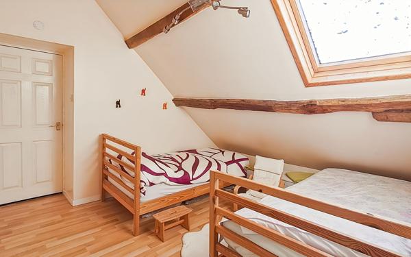 Maison à vendre    5 pièces • 165 m2 Rougé