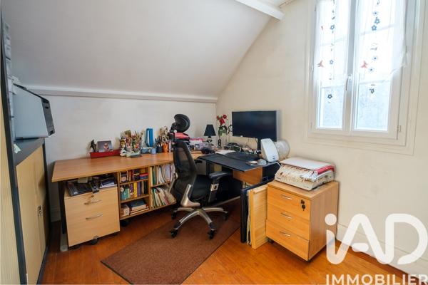 Maison à vendre 8 pièces 215 m² Courgent