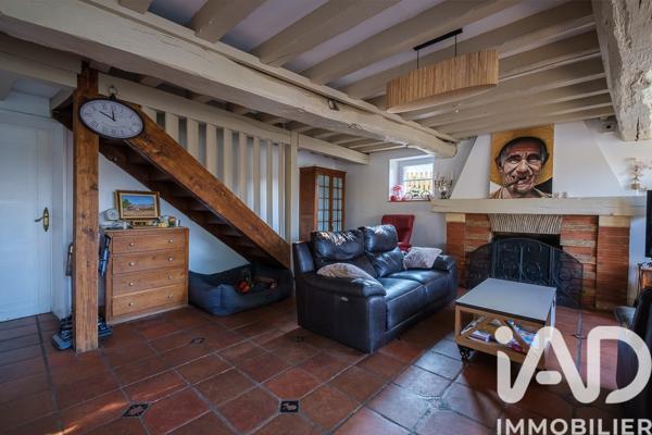 Maison à vendre 8 pièces 215 m² Courgent